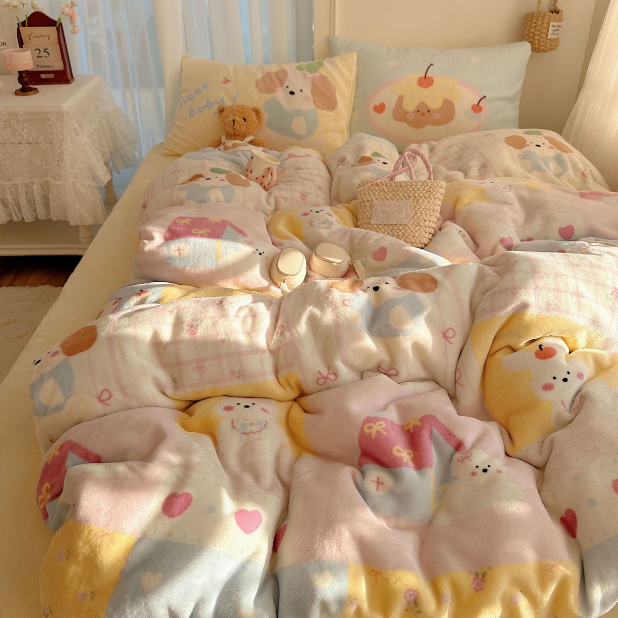 91家纺网 家纺一手货源 找家纺 美乐迪家纺 2025秋冬新款牛奶绒四件套 拼接小狗