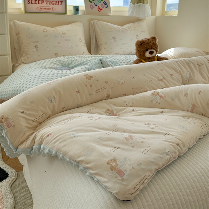 91家纺网 家纺一手货源 找家纺 暖生活 2025新款针织棉豆豆绒大豆秋冬被 被子被芯 泡澡熊