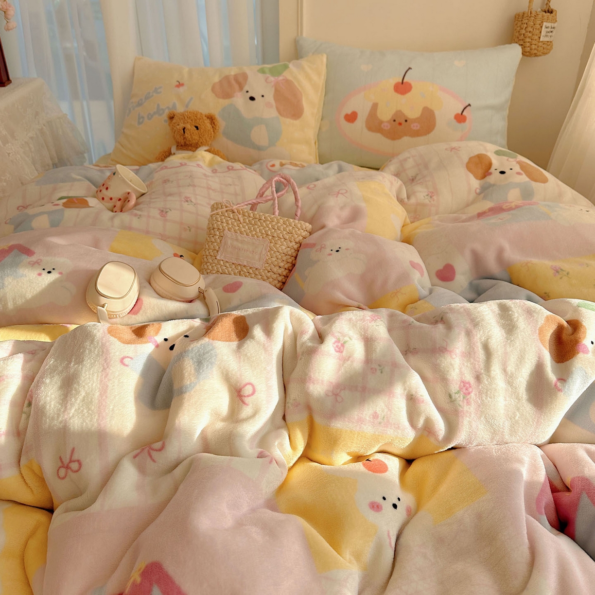 91家纺网 家纺一手货源 找家纺 美乐迪家纺 2025秋冬新款牛奶绒四件套 拼接小狗