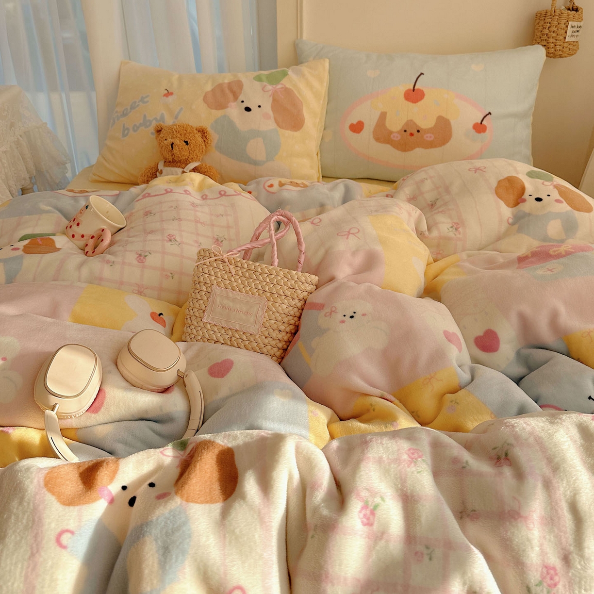 91家纺网 家纺一手货源 找家纺 美乐迪家纺 2025秋冬新款牛奶绒四件套 拼接小狗