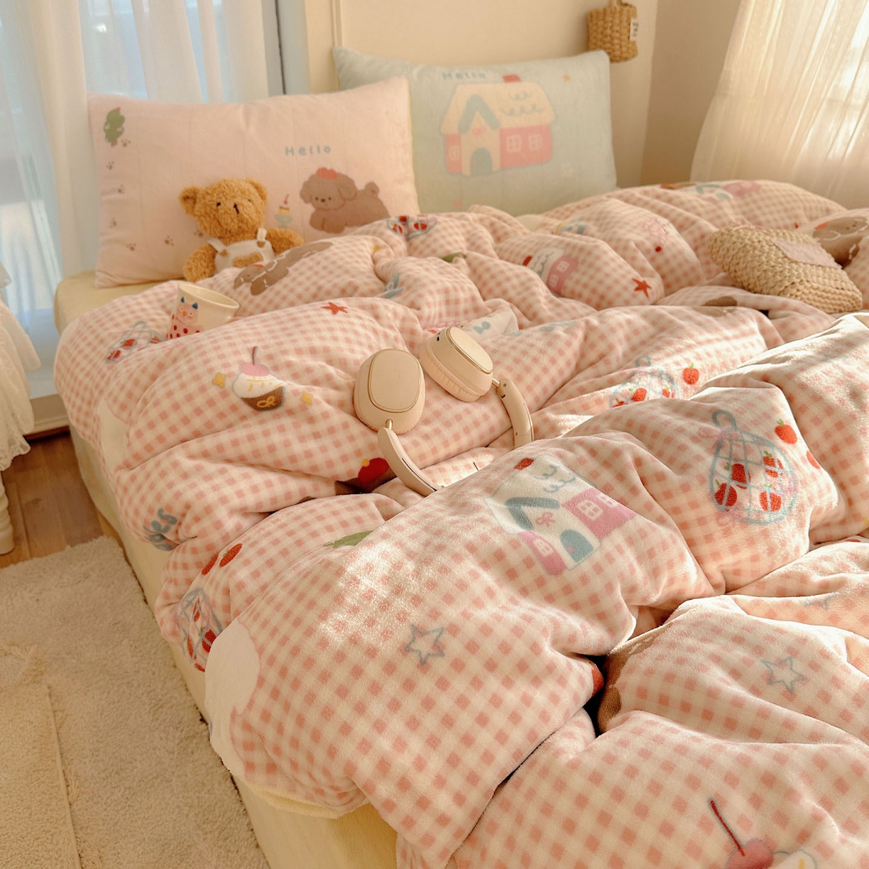 91家纺网 家纺一手货源 找家纺 美乐迪家纺 2025秋冬新款牛奶绒四件套 圣诞狗狗