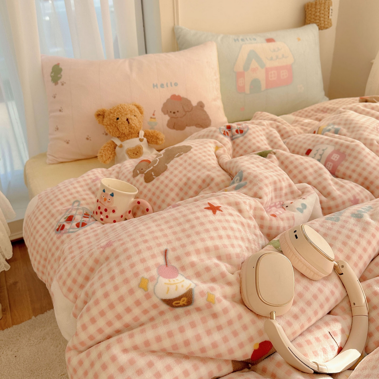 91家纺网 家纺一手货源 找家纺 美乐迪家纺 2025秋冬新款牛奶绒四件套 圣诞狗狗