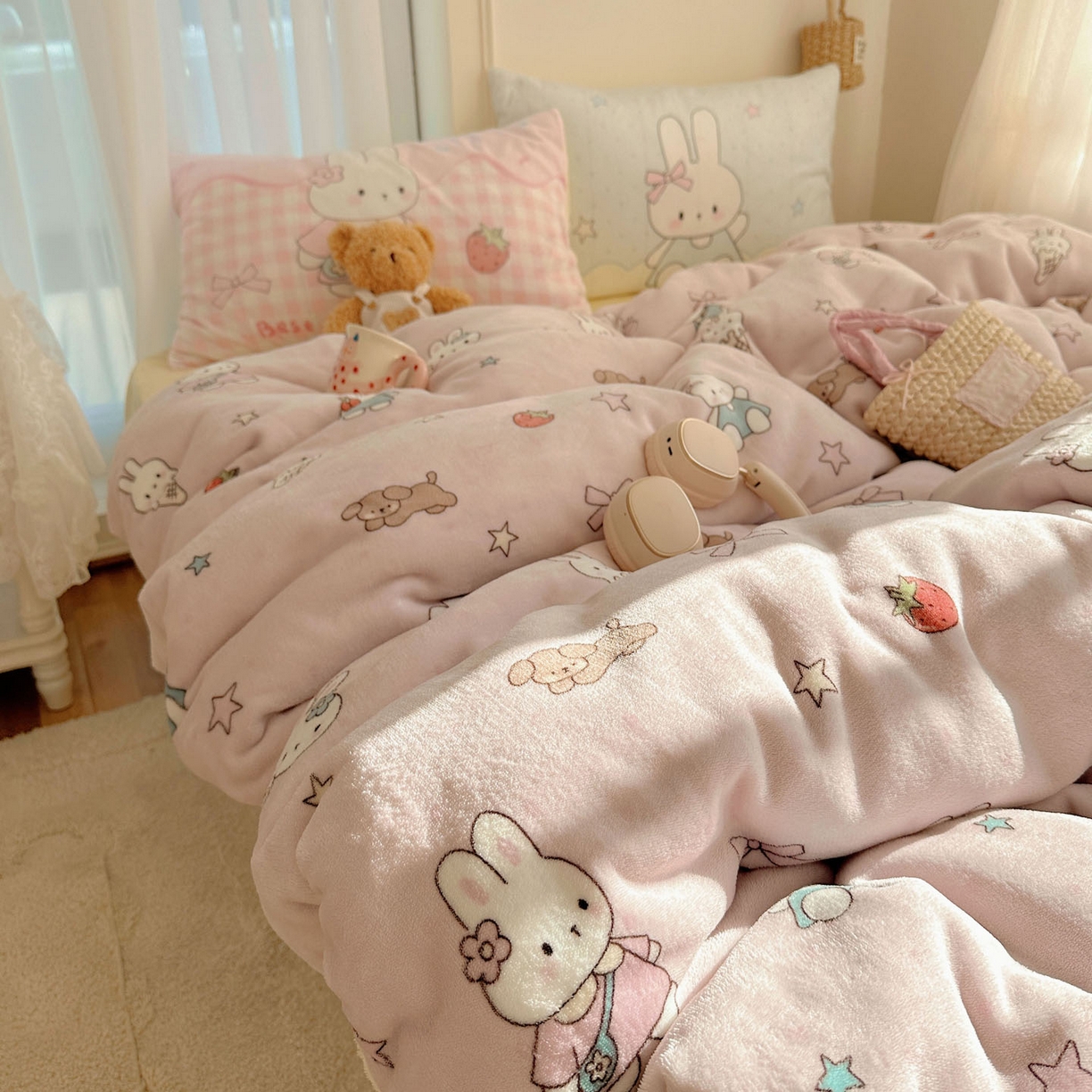 91家纺网 家纺一手货源 找家纺 美乐迪家纺 2025秋冬新款牛奶绒四件套 甜品小兔