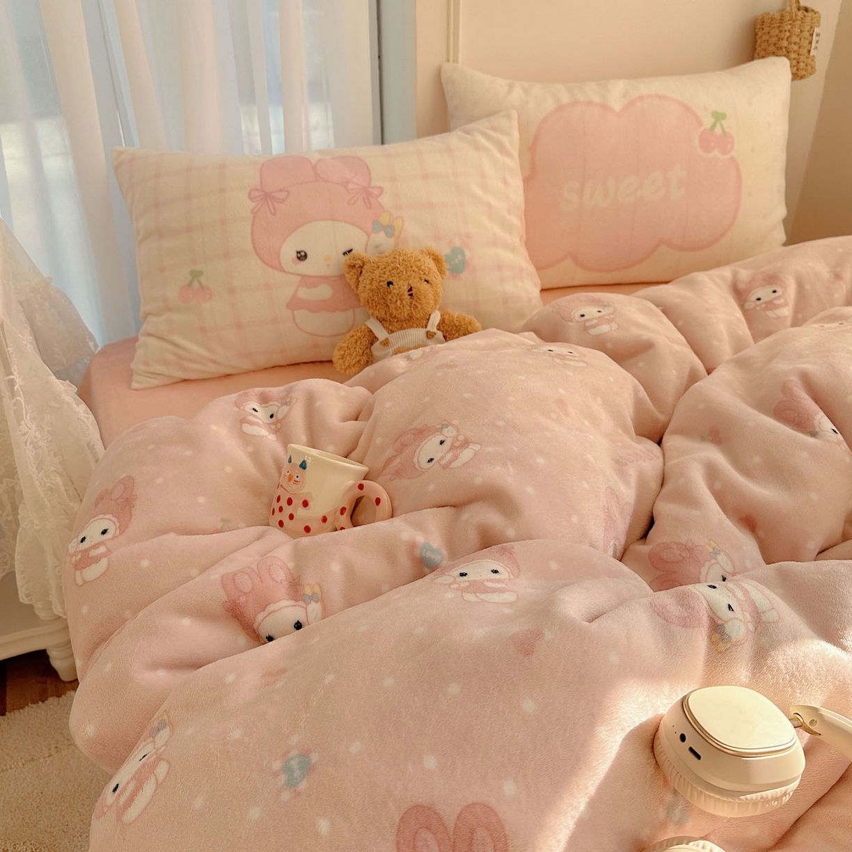 91家纺网 家纺一手货源 找家纺 美乐迪家纺 2025秋冬新款牛奶绒四件套 头套小兔