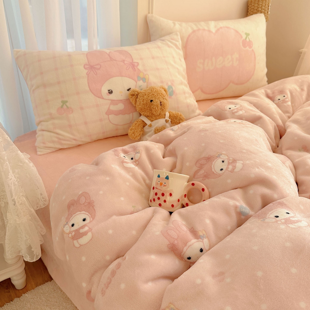 91家纺网 家纺一手货源 找家纺 美乐迪家纺 2025秋冬新款牛奶绒四件套 头套小兔