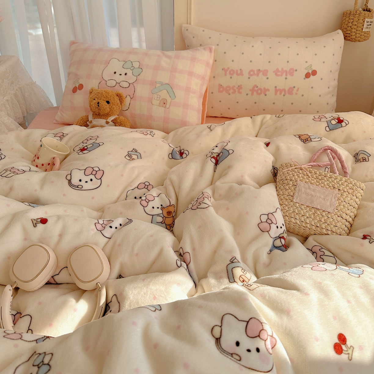 91家纺网 家纺一手货源 找家纺 美乐迪家纺 2025秋冬新款牛奶绒四件套 小猫的家