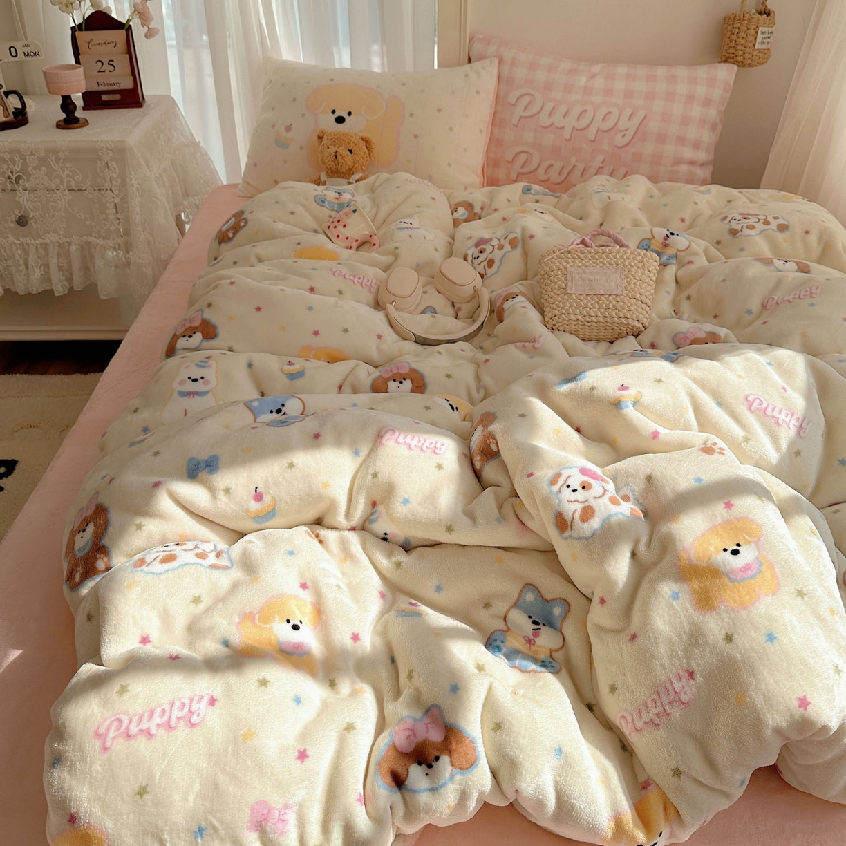 91家纺网 家纺一手货源 找家纺 美乐迪家纺 2025秋冬新款牛奶绒四件套 许愿小狗