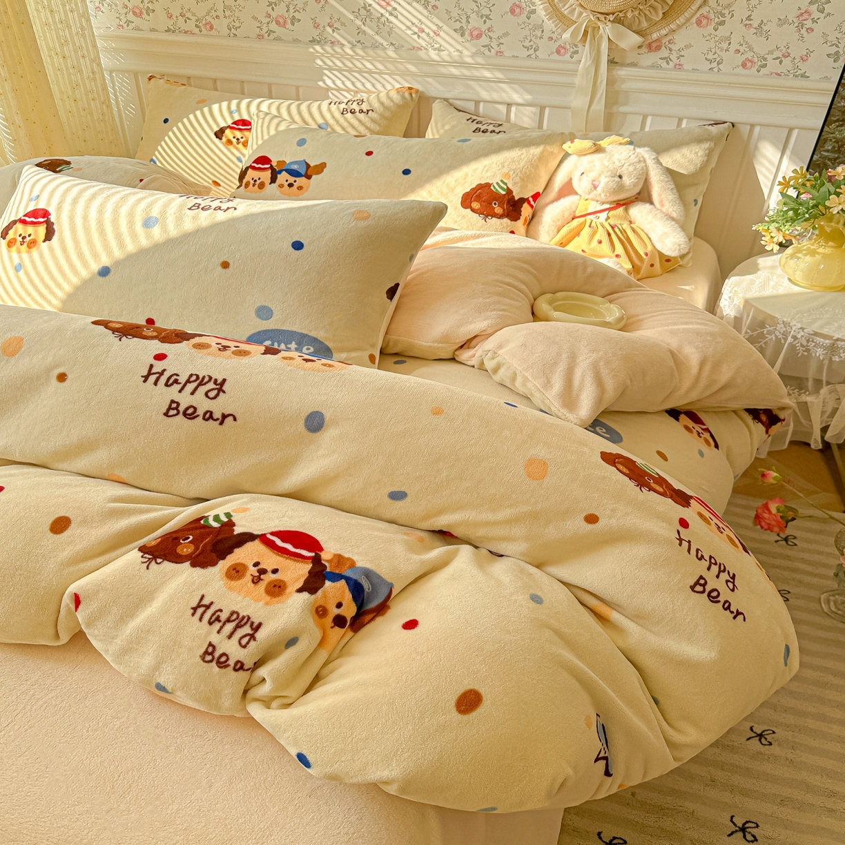 91家纺网 家纺一手货源 找家纺 韩巢家纺 2025新款高克重印花牛奶绒床品四件套 旺旺狗