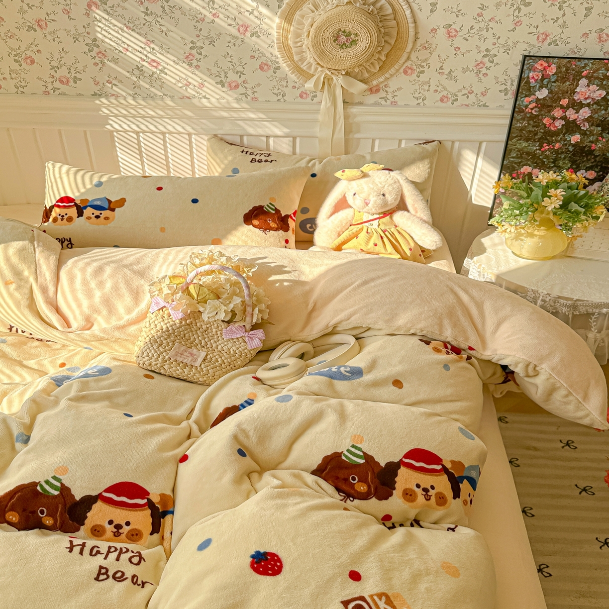 91家纺网 家纺一手货源 找家纺 韩巢家纺 2025新款高克重印花牛奶绒床品四件套 旺旺狗