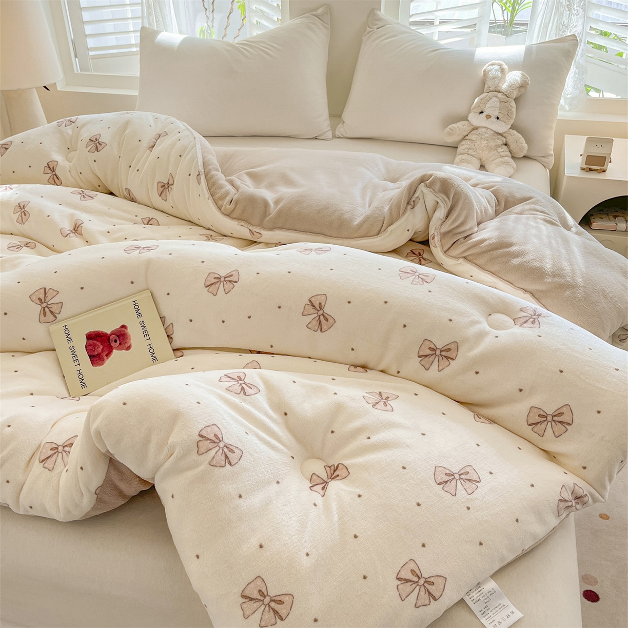 91家纺网 家纺一手货源 找家纺 （总）换种生活 2025新款A类牛奶绒夹棉冬被被子被芯