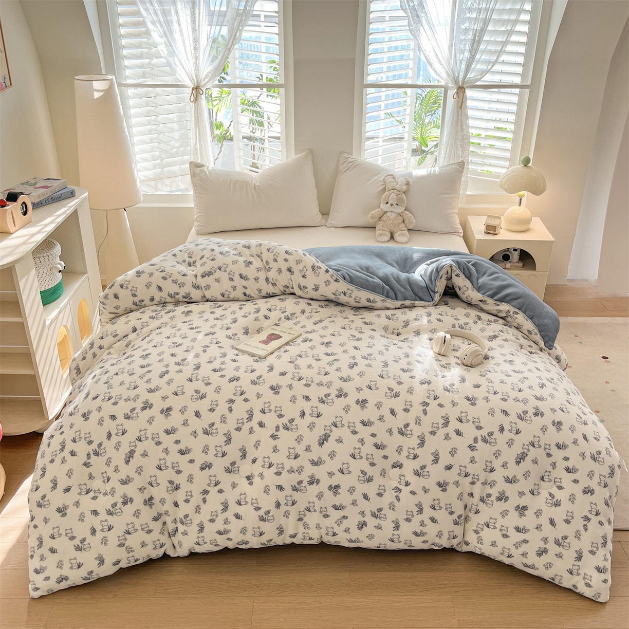 91家纺网 家纺一手货源 找家纺 换种生活 2025新款A类牛奶绒夹棉冬被被子被芯 安吉拉