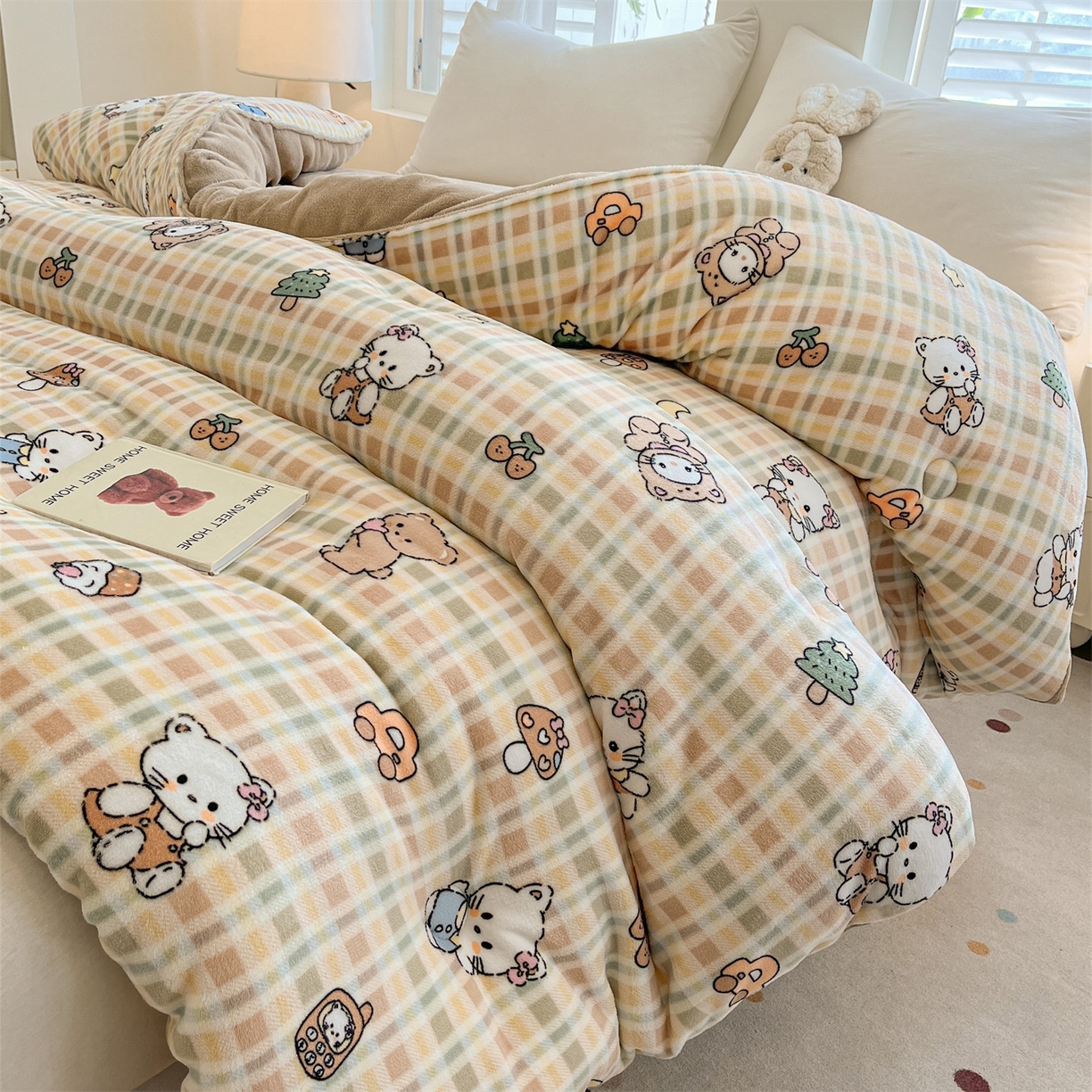 91家纺网 家纺一手货源 找家纺 换种生活 2025新款A类牛奶绒夹棉冬被被子被芯 假日喵喵