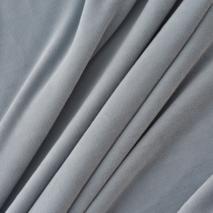 91家纺网 家纺一手货源 找家纺 牵依 2025新款高克重绣花牛奶绒四件套 可可熊-浅灰