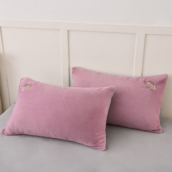 91家纺网 家纺一手货源 找家纺 牵依 2025新款高克重绣花牛奶绒四件套 苏姑娘-浅紫