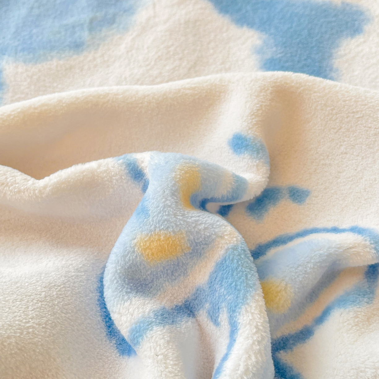 91家纺网 家纺一手货源 找家纺 （总）LIFE.丽芙 2025秋冬新款A类牛奶绒加厚夹棉床褥垫+被套组合四件套