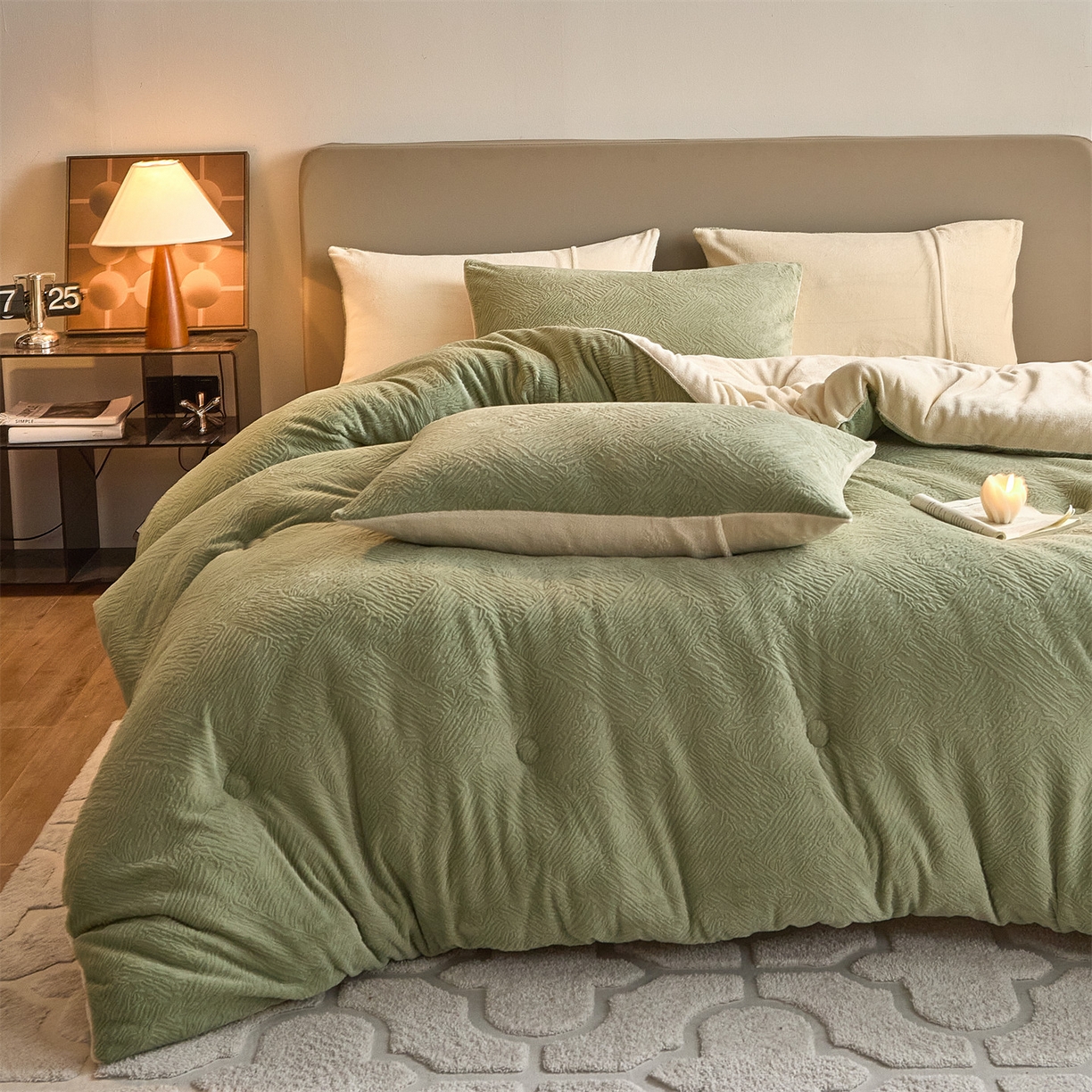 91家纺网 家纺一手货源 找家纺 换种生活 2025新款A类立体雕花绒冬被被子被芯 柔梦-橄榄绿