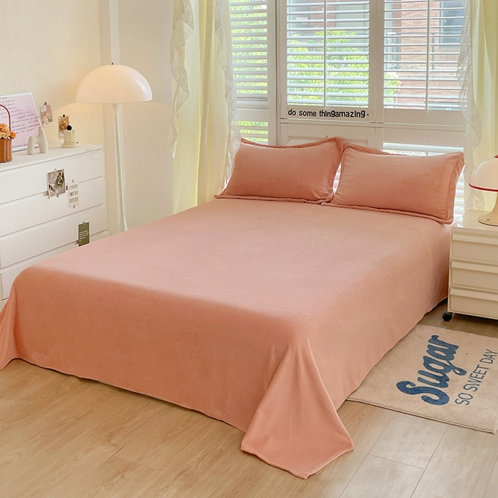 91家纺网 家纺一手货源 找家纺 富馨莱 2025新款牛奶绒纯色双拼四件套 奶油玉