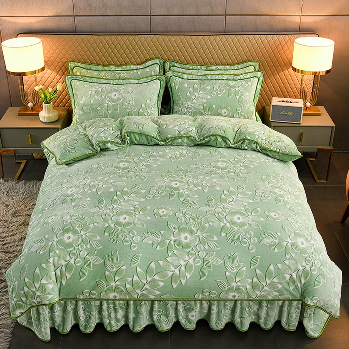 91家纺网 家纺一手货源 找家纺 牵依 2025新款牛奶绒小包边印花四件套 爱莎绿