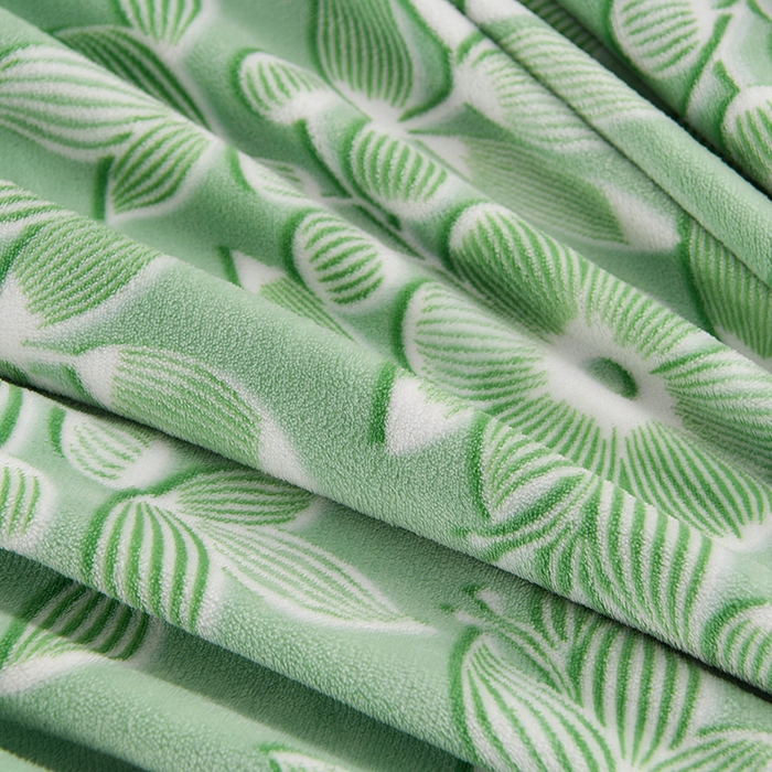 91家纺网 家纺一手货源 找家纺 牵依 2025新款牛奶绒小包边印花四件套 爱莎绿