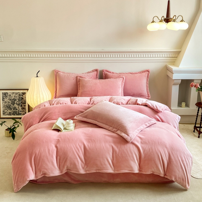 富馨莱 2025新款牛奶绒纯色双拼四件套 绒樱花粉