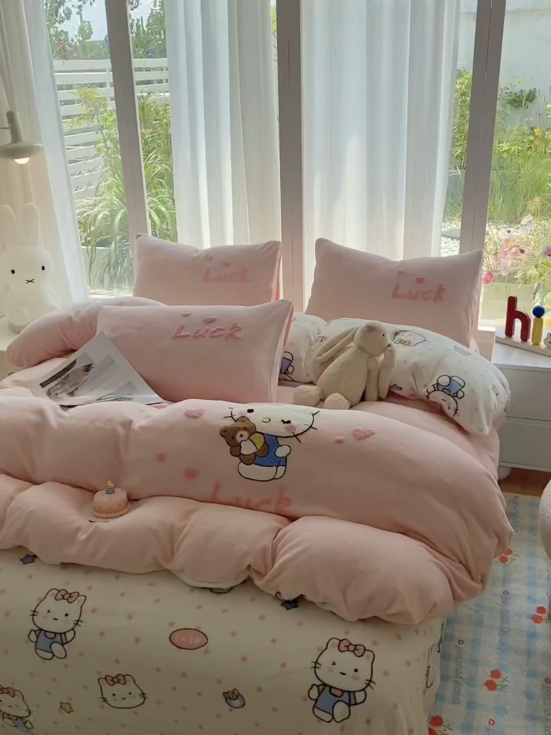 91家纺网 家纺一手货源 找家纺 茉礼 2025新款A类加厚毛巾绣牛奶绒四件套毛巾绣四件套 幸运kt