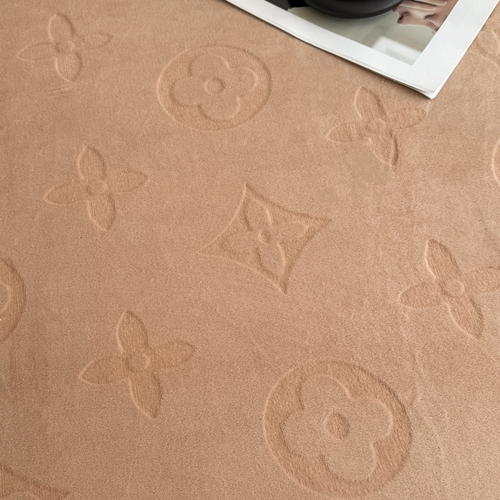 91家纺网 家纺一手货源 找家纺 2025新款200克加厚牛奶绒剪花床笠跨境直播爆款  卡其