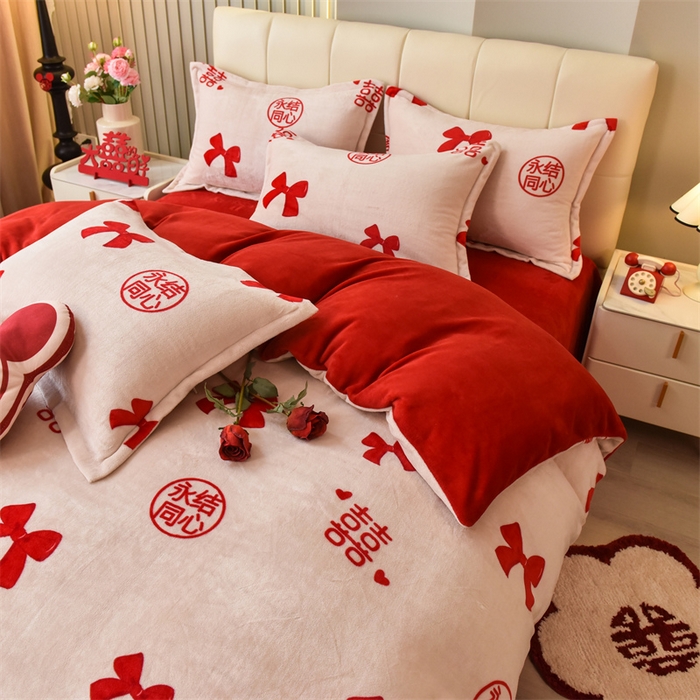 91家纺网 家纺一手货源 找家纺 （总）曲之慕 2025新款高克重牛奶绒简约婚庆四件套