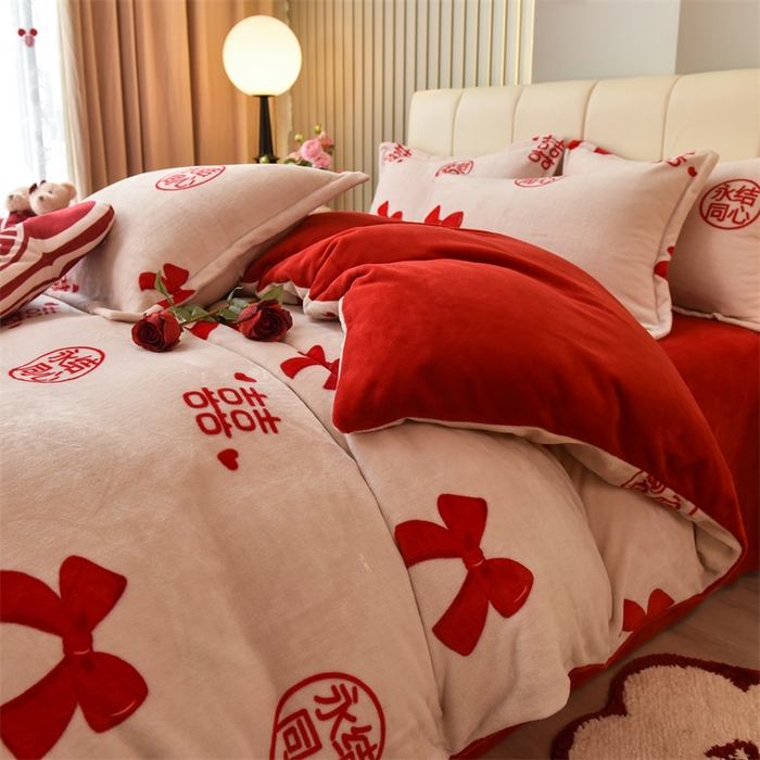 91家纺网 家纺一手货源 找家纺 （总）曲之慕 2025新款高克重牛奶绒简约婚庆四件套