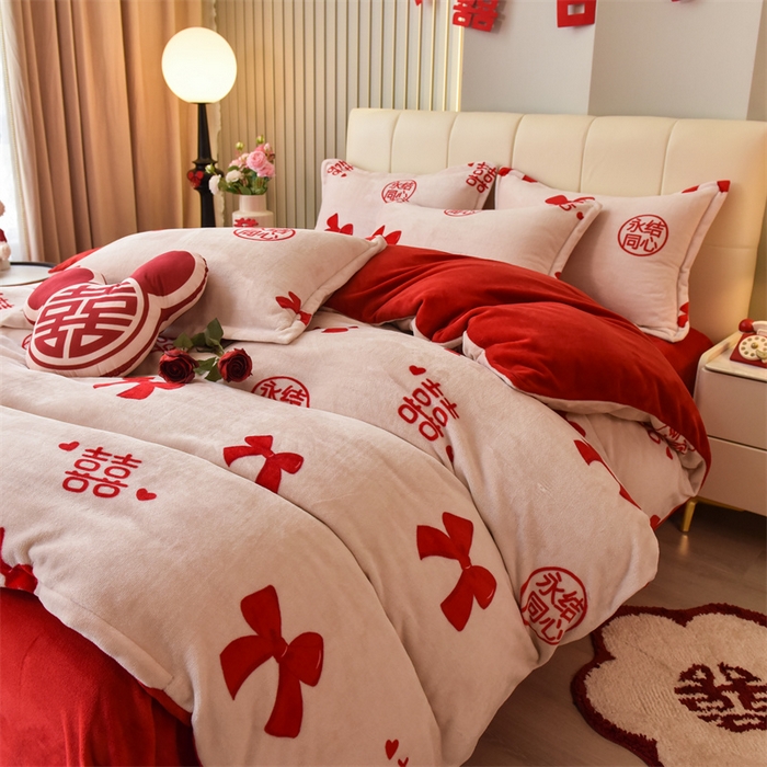 91家纺网 家纺一手货源 找家纺 （总）曲之慕 2025新款高克重牛奶绒简约婚庆四件套