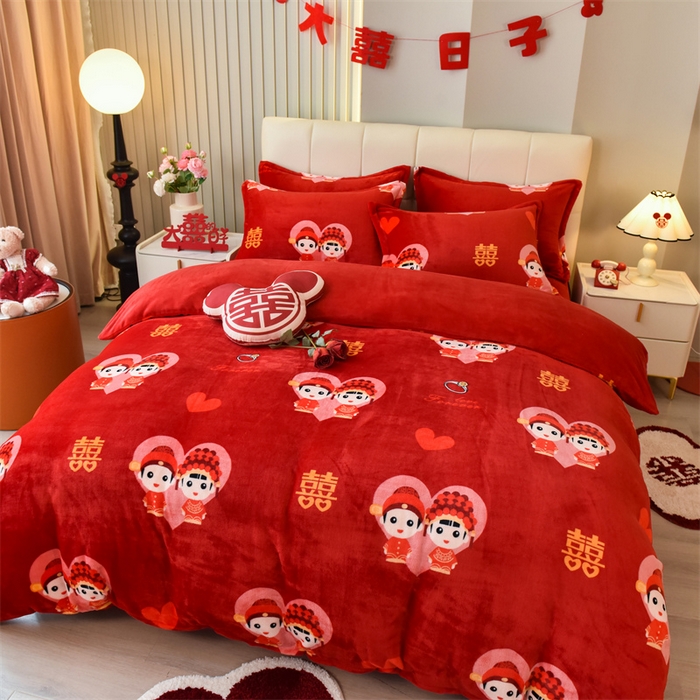 91家纺网 家纺一手货源 找家纺 曲之慕 2025新款高克重牛奶绒简约婚庆四件套 浪漫满屋