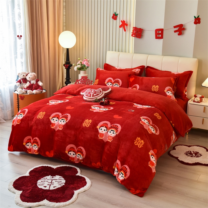 91家纺网 家纺一手货源 找家纺 曲之慕 2025新款高克重牛奶绒简约婚庆四件套 浪漫满屋