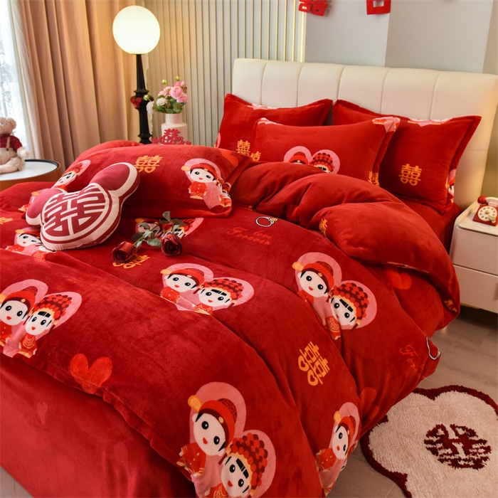 91家纺网 家纺一手货源 找家纺 曲之慕 2025新款高克重牛奶绒简约婚庆四件套 浪漫满屋