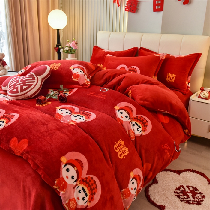 91家纺网 家纺一手货源 找家纺 曲之慕 2025新款高克重牛奶绒简约婚庆四件套 浪漫满屋