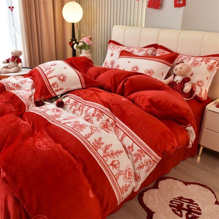 91家纺网 家纺一手货源 找家纺 曲之慕 2025新款高克重牛奶绒简约婚庆四件套 千喜