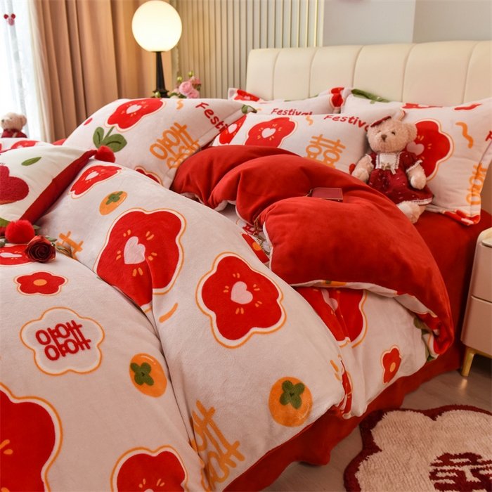 91家纺网 家纺一手货源 找家纺 曲之慕 2025新款高克重牛奶绒简约婚庆四件套 情定终生