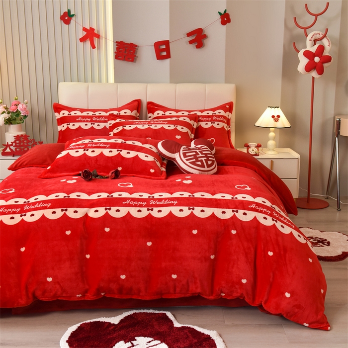 91家纺网 家纺一手货源 找家纺 曲之慕 2025新款高克重牛奶绒简约婚庆四件套 喜嫁