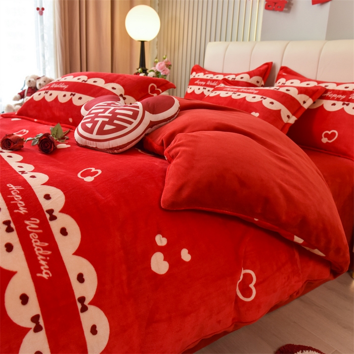 91家纺网 家纺一手货源 找家纺 曲之慕 2025新款高克重牛奶绒简约婚庆四件套 喜嫁