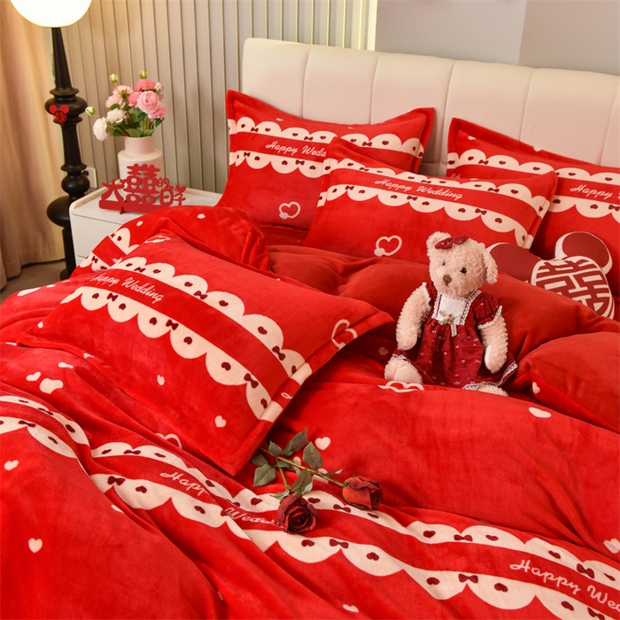 91家纺网 家纺一手货源 找家纺 曲之慕 2025新款高克重牛奶绒简约婚庆四件套 喜嫁