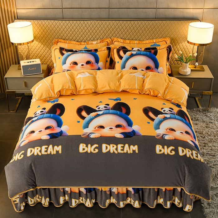 91家纺网 家纺一手货源 找家纺 牵依 2025新款牛奶绒小包边印花四件套 调皮狗