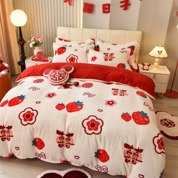 91家纺网 家纺一手货源 找家纺 曲之慕 2025新款高克重牛奶绒简约婚庆四件套 囍多多