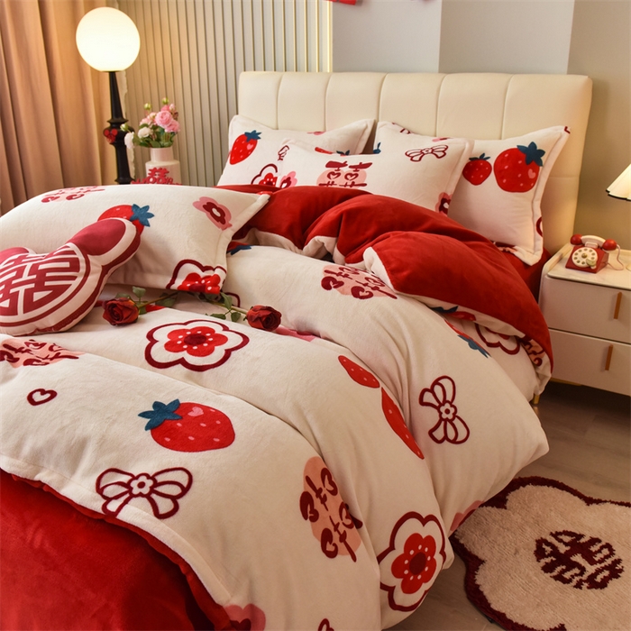 91家纺网 家纺一手货源 找家纺 曲之慕 2025新款高克重牛奶绒简约婚庆四件套 囍多多