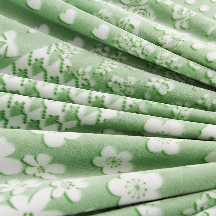 91家纺网 家纺一手货源 找家纺 牵依 2025新款牛奶绒小包边印花四件套 花蔓-绿