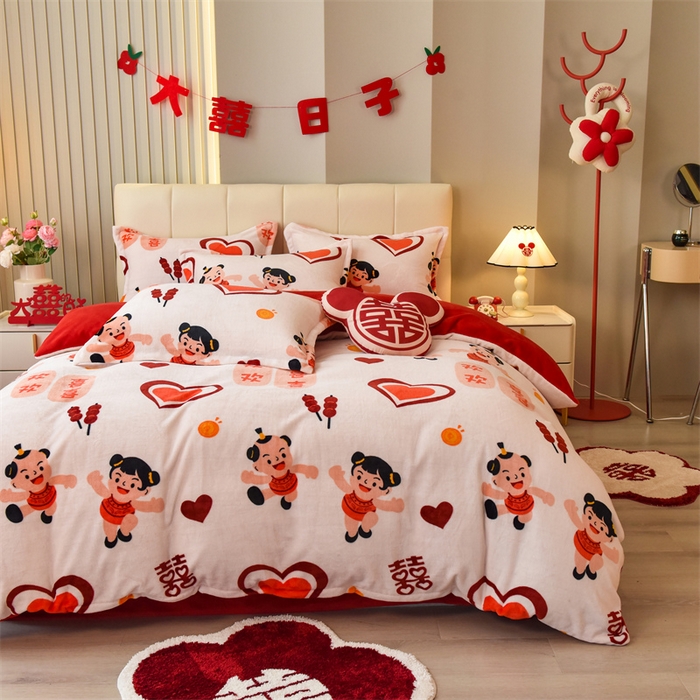 91家纺网 家纺一手货源 找家纺 曲之慕 2025新款高克重牛奶绒简约婚庆四件套 心心相印