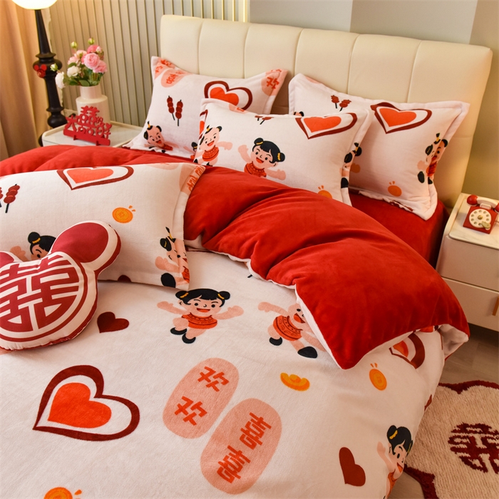 91家纺网 家纺一手货源 找家纺 曲之慕 2025新款高克重牛奶绒简约婚庆四件套 心心相印