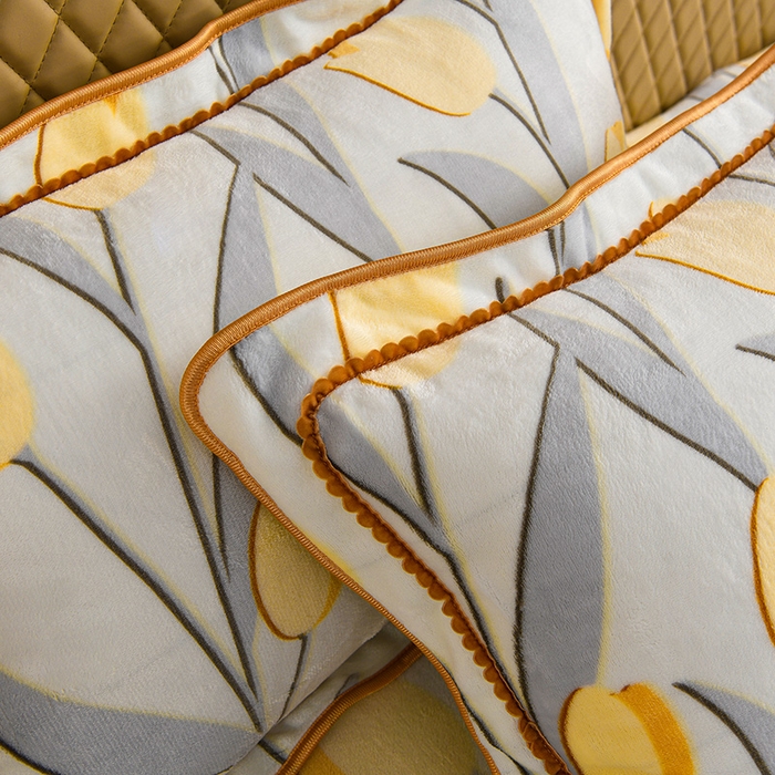 91家纺网 家纺一手货源 找家纺 牵依 2025新款牛奶绒小包边印花四件套 浪漫郁金香-米黄