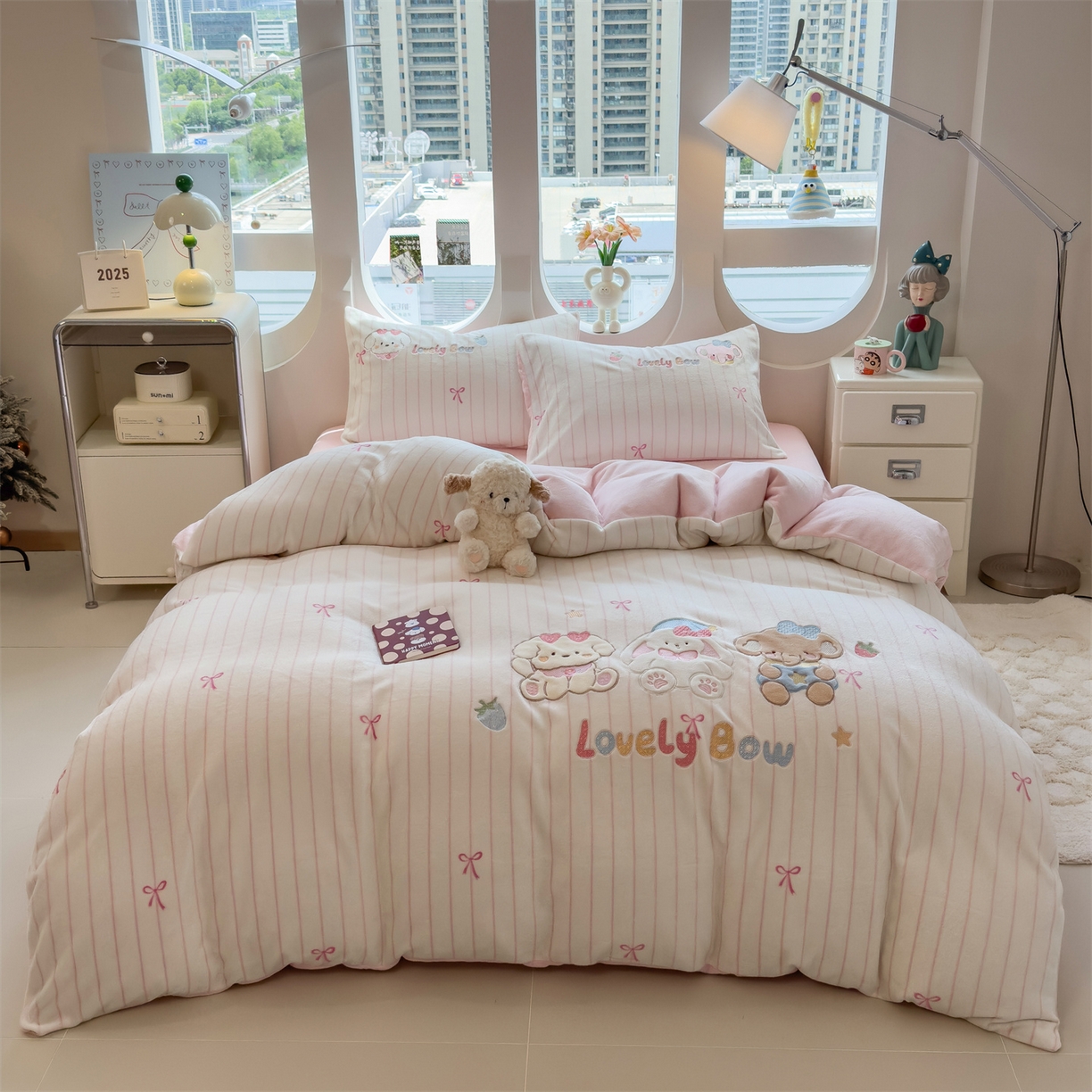 91家纺网 家纺一手货源 找家纺 （总）曲之慕 2025新款卡通消光牛奶绒贴布四件套