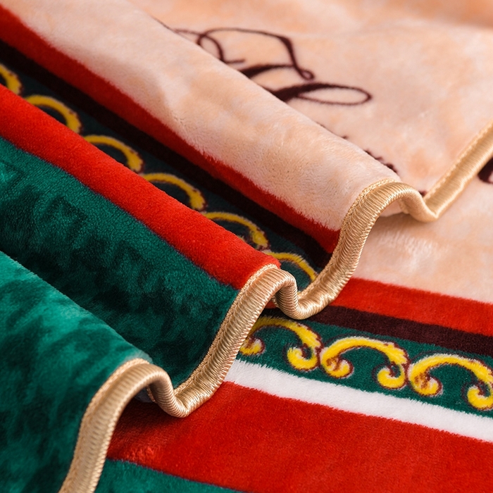 91家纺网 家纺一手货源 找家纺 牵依 2025新款牛奶绒小包边印花四件套 时尚英伦