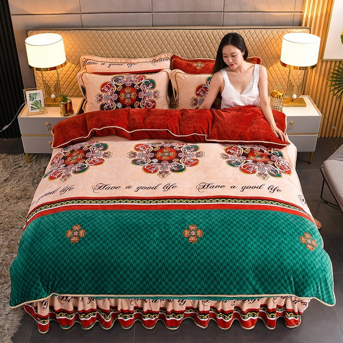 91家纺网 家纺一手货源 找家纺 牵依 2025新款牛奶绒小包边印花四件套 时尚英伦