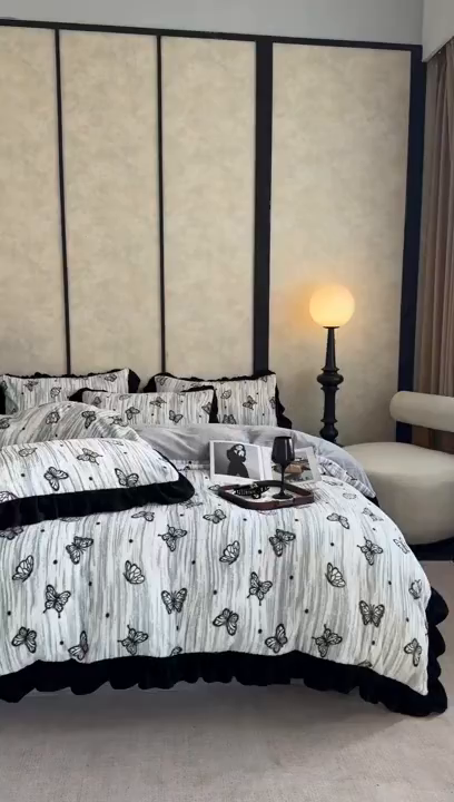 91家纺网 家纺一手货源 找家纺 大米家居 2025新款韩版美拉德风高克重雕花牛奶绒四件套-梦蝶系列 梦蝶-灰
