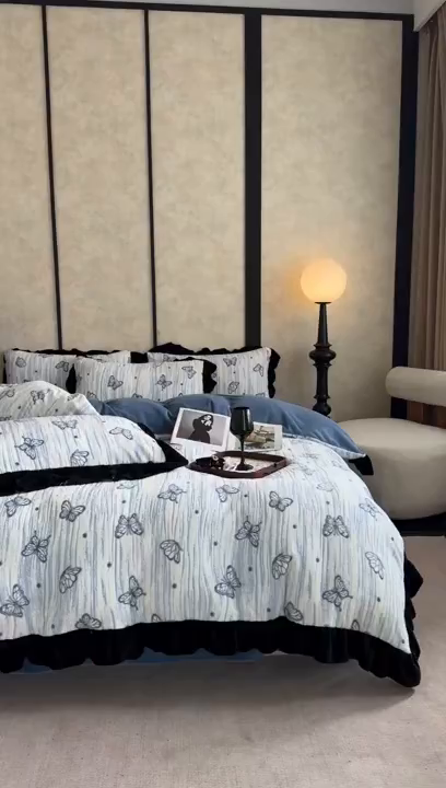 91家纺网 家纺一手货源 找家纺 大米家居 2025新款韩版美拉德风高克重雕花牛奶绒四件套-梦蝶系列 梦蝶-蓝